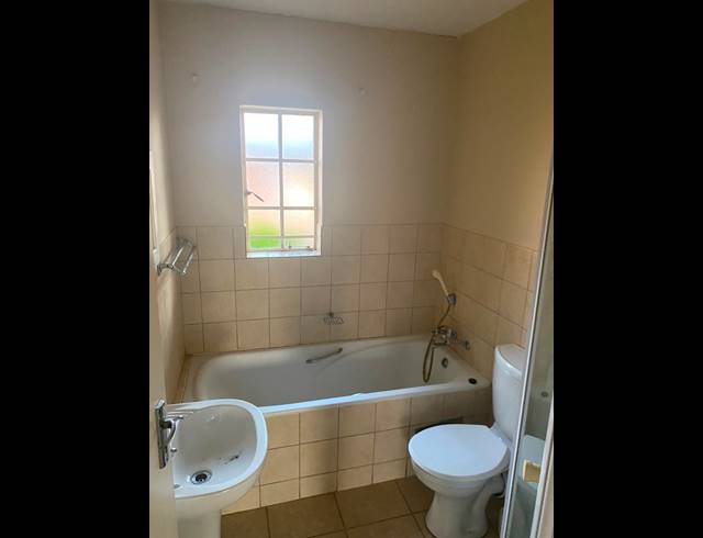 2 BEDROOM APARTMENT BLOCK FOR SALE IN THERESAPARK